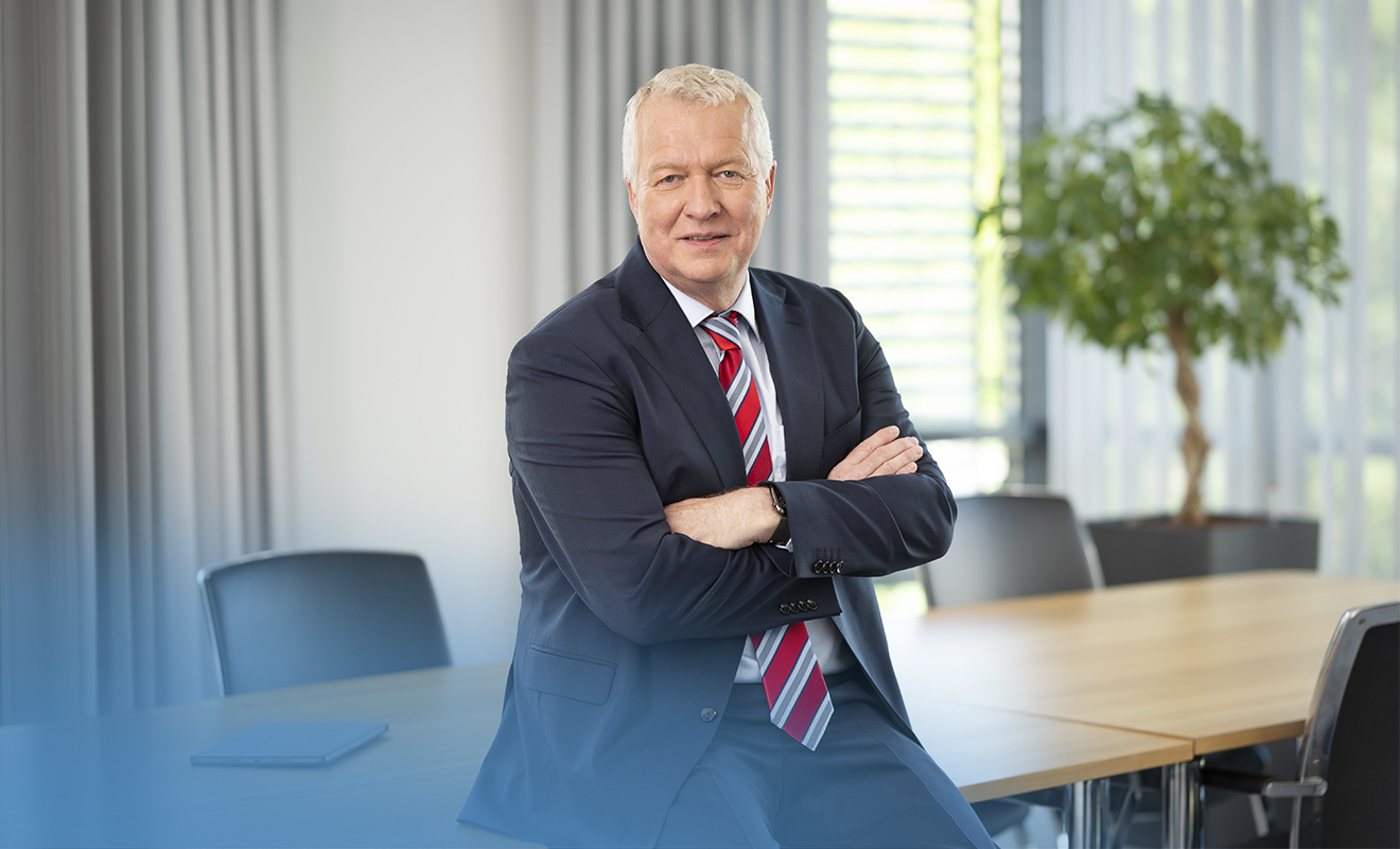Halbportr�t LL.M. Patentanwalt Peter Specht